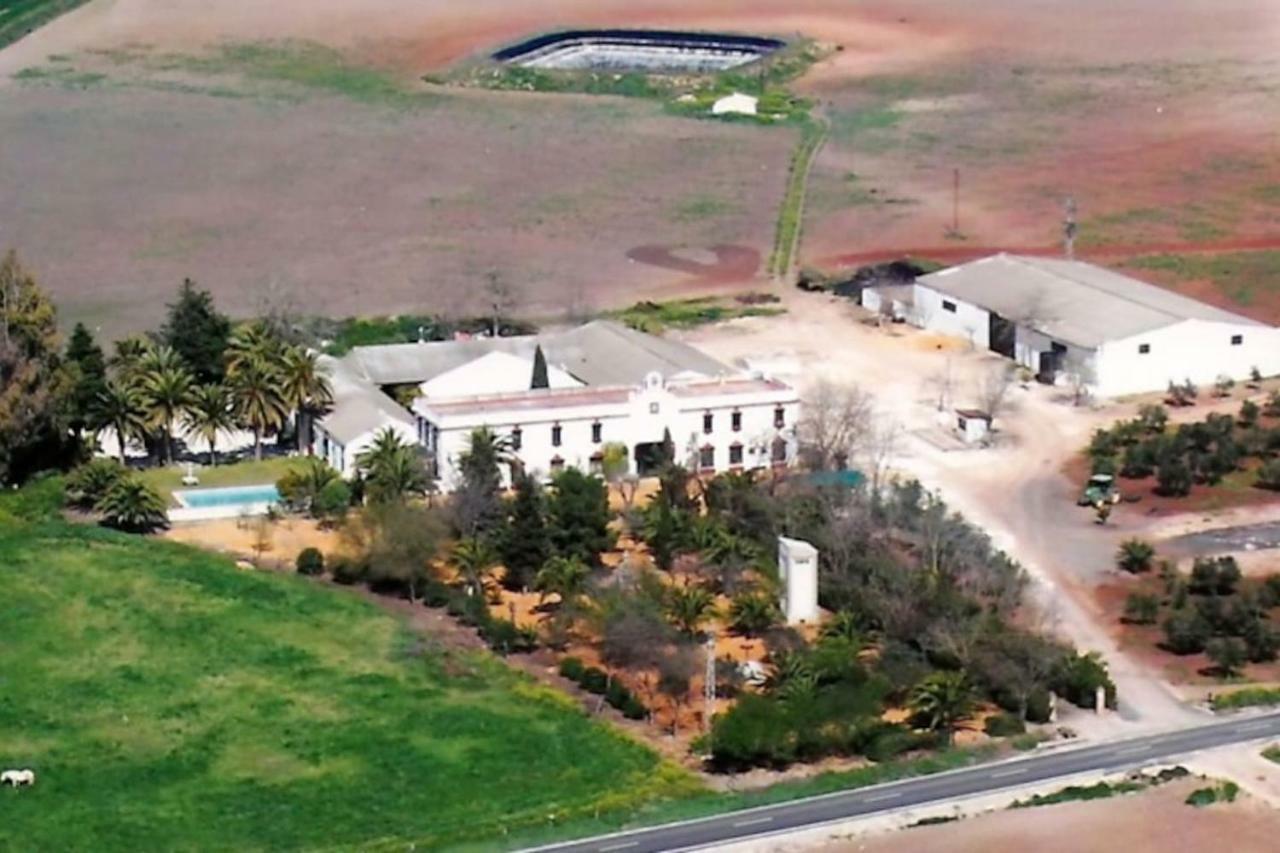 Hacienda Chambergo Casa En La Campina Sevillana Écija Εξωτερικό φωτογραφία